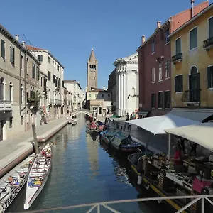  Apartment Sestiere Dorsoduro Venezia, A Due Passi Dal Ponte Dei Pugni Italy